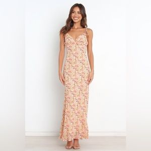 NWT Petal and Pup Freya Dress in Yellow